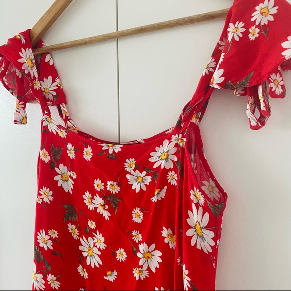 Red Daisy Flowers Flouncy Mini Sundress | 90s Vintage | Size Small - Picture 2 of 4